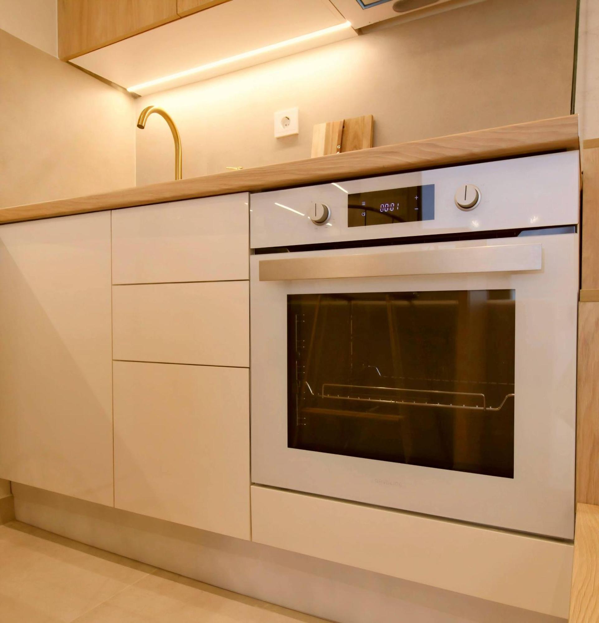 Beautiful And Cosy Rooftop Studio - Fantastic View, Next To Athens Tower Luaran gambar